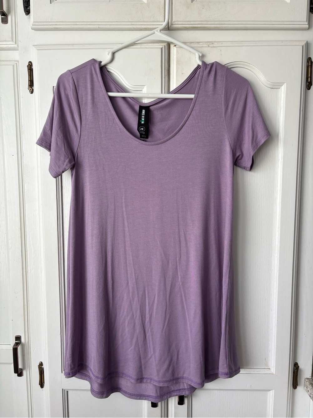 Agnes & Dora Dusty Lavender Scoop Neck Short Sleeve Tee